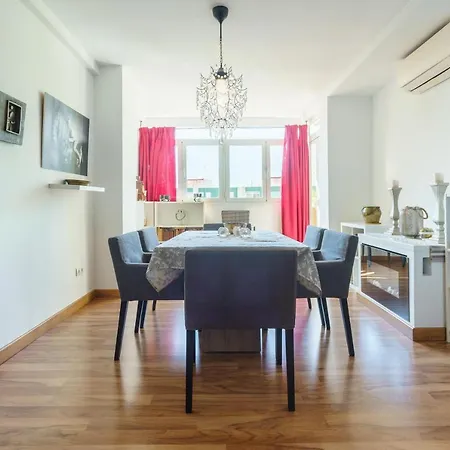 Boliches Diana I Appartement *